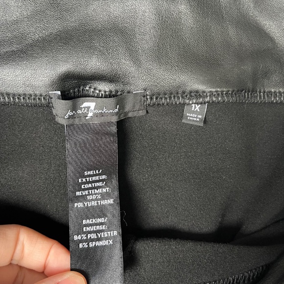 7 For All Mankind Black Vegan Leather Leggings, 1X - Picture 5 of 9